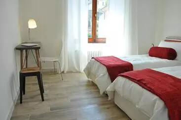 Al 32 B&b