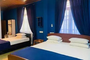 Hôtel Nilaveli Hybrid Holiday