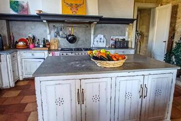 بنسيون Chateau Erigoye