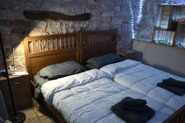 Жильё для туристов Vitti Stone House   6 Minuti Dalle Grotte