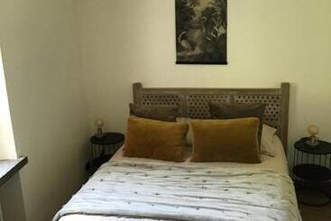 ツーリストアパートメント Casale A La Campagne