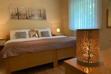 פנסיון Guest House Golja