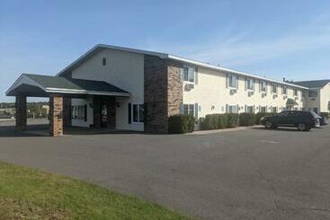 Hotel Value Host Marquette