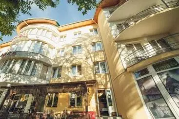 Hotel готель поляна квеле