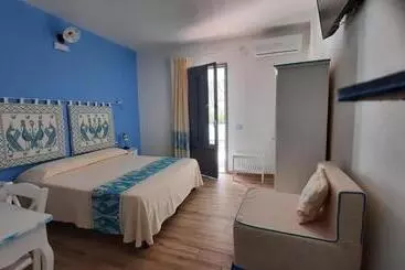Hotel Made