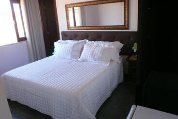 هاستل Pousada Da Mércia   Itapuã