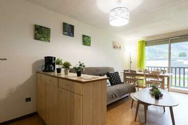 Apartamenty turystyczne Appartement 8 Personnes Avec Balcon Sud, Navette Télécabine à Proximité, Saint Lary Soulan   Fr 1 29