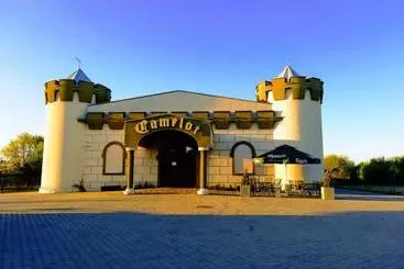 Отель Zamek Camelot