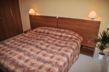 Villa Park Guest Apartments