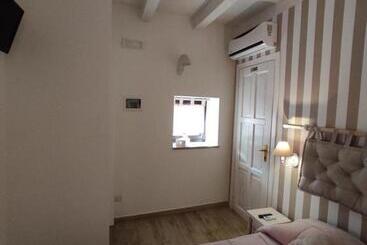 B&b La Maison Del Borgo Antico