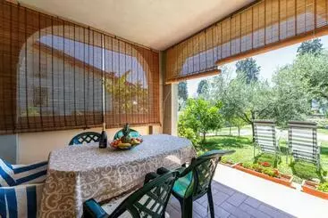 Turistihuoneistot Casa Caterina Con Giardino