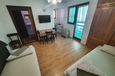 Turistihuoneistot Petnaestica