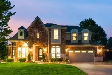 ツーリストアパートメント Pool House With Hot Tub And Cinema