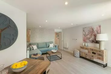 Turistihuoneistot 16 Woolacombe   Luxury Apartment At Byron Woolacombe, Only 4 Minute Walk To Woolacombe Beach!