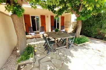 Turistihuoneistot Appartement Calme Avec Jardin Privatif   3