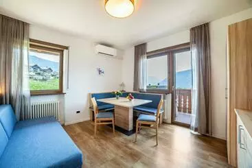 ツーリストアパートメント Gartenheim App Martin