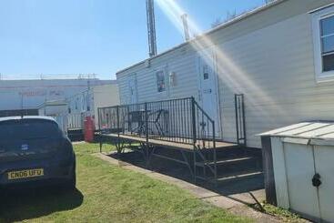 Appartamenti turistici 8 Berth Caravan Direct Beach Access