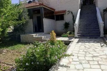 ツーリストアパートメント Family Studio