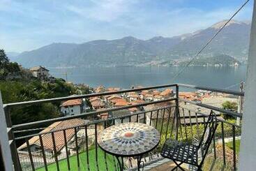 Appartements touristiques Little House Lezzeno