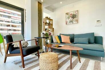 ツーリストアパートメント Modern Place City & Beachlife In Heart Of Torremolinos By Solrentspain