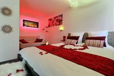 Appartements touristiques Nuit Romantique Avec Jacuzzi à 15 Min De Toulouse