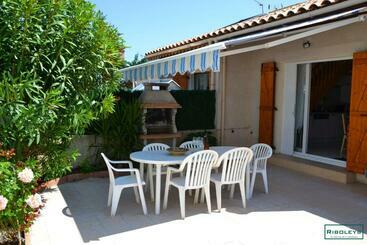 Turista apartmanok Vias Plage   Villa Climatisée à 600m De La Plage