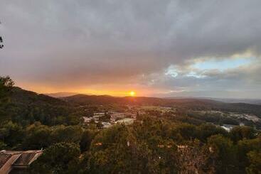 דירות לתיירים T3 Avec Magnifique Vue Montagne, 3 étoiles, Piscine Et Parking, Clim