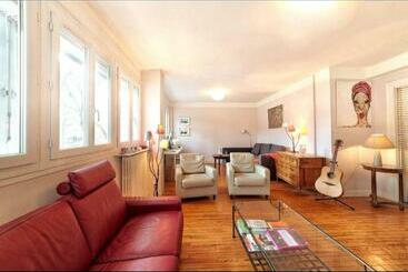 شقق خاصة سياحية Toulouse Centre Large Apartment With Parking