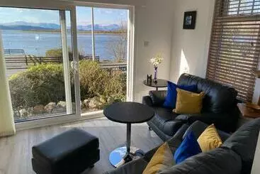 Turistihuoneistot Ards House Self Catering Apartment With Sea Views