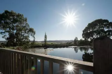 ツーリストアパートメント Rural Apartment With Stunning Views!