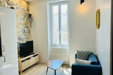 Turistlejligheder Superbe Appartement Au Coeur Du Mourillon Refais à Neuf Proche Des Plage