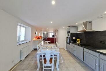 דירות לתיירים Gîte Geville, 3 Pièces, 4 Personnes   Fr 1 585 80