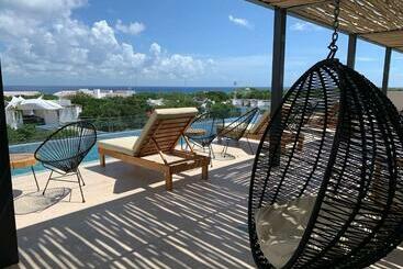 דירות לתיירים Kaab South Beach   Beautiful Big Studio   Rooftop Pool Ocean View