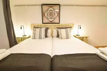 Turistihuoneistot Letmalaga Economy Young Clemens