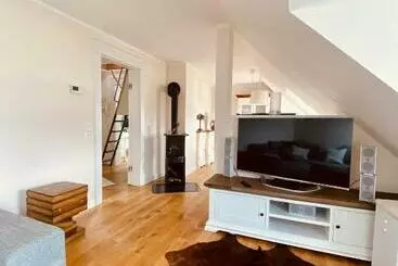 Turistlejligheder Luxuriöses Apartment Mit Parkplatz Klimaanlage Netflix