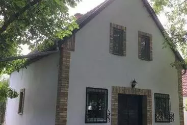 ツーリストアパートメント Szendergő   Apartman Hajós Pincefalu