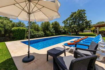 Apartaments turístics Villa La Sort Den Jaume