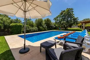 Apartamentos turísticos Villa La Sort Den Jaume