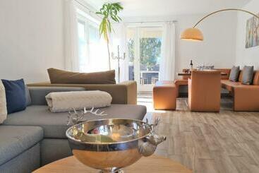 Tourist flats Ferienwohnung Höhenflug