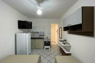 Vakantie-appartementen Kitnet Aconchegante A 3 Minutos Da Praia