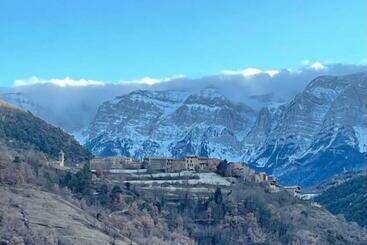 شقق خاصة سياحية Apartament Cal Marinall