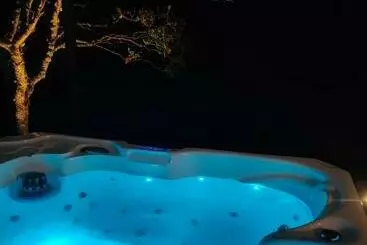 ツーリストアパートメント La Champagnolaise