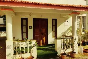 ツーリストアパートメント Perfect Stay Villa And Apartment
