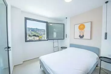 ツーリストアパートメント Port City Haifa   Downtown Luxury Apartments   Mamak