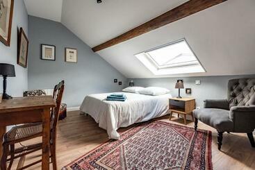 ツーリストアパートメント Suite Moët Ch   Reims Centre Ville