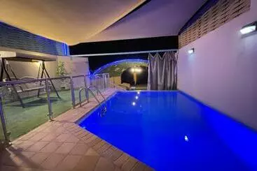 Turistihuoneistot سافانا امواج Amwaj Savana