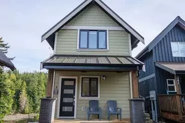 Turistihuoneistot Storm Bay Modern 1 Bed Suite And Chefs Kitchen