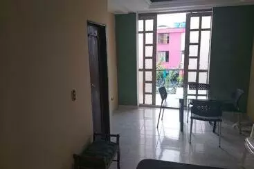 ツーリストアパートメント Apartamento Central Independiente A Media Cuadra Del Parque La Herradura