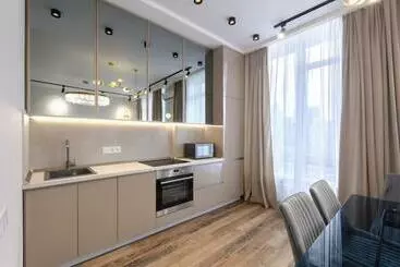 آپارتمان‌های توریست‌ها ж Luxury Apartments For A Wonderful Holiday On Zhylyanska Street