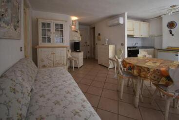 דירות לתיירים Centro Servizi Marinella